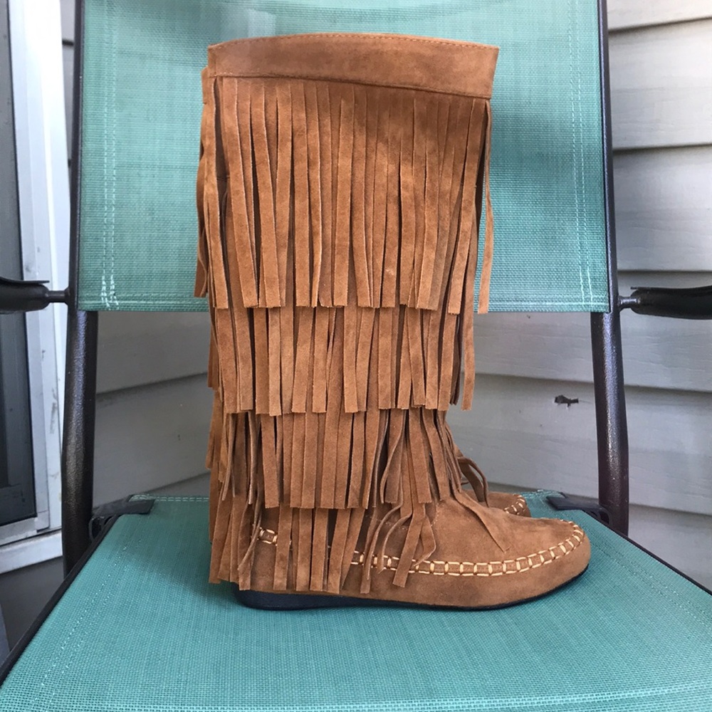 *AMERICAN EXCHANGE* Brand New Moccasin Boots